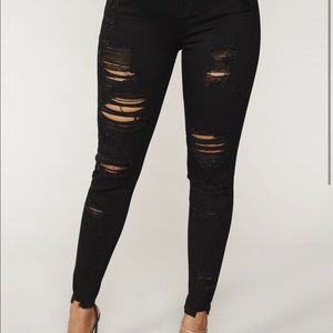 BRANS NEW FASHION NOVA JEANS